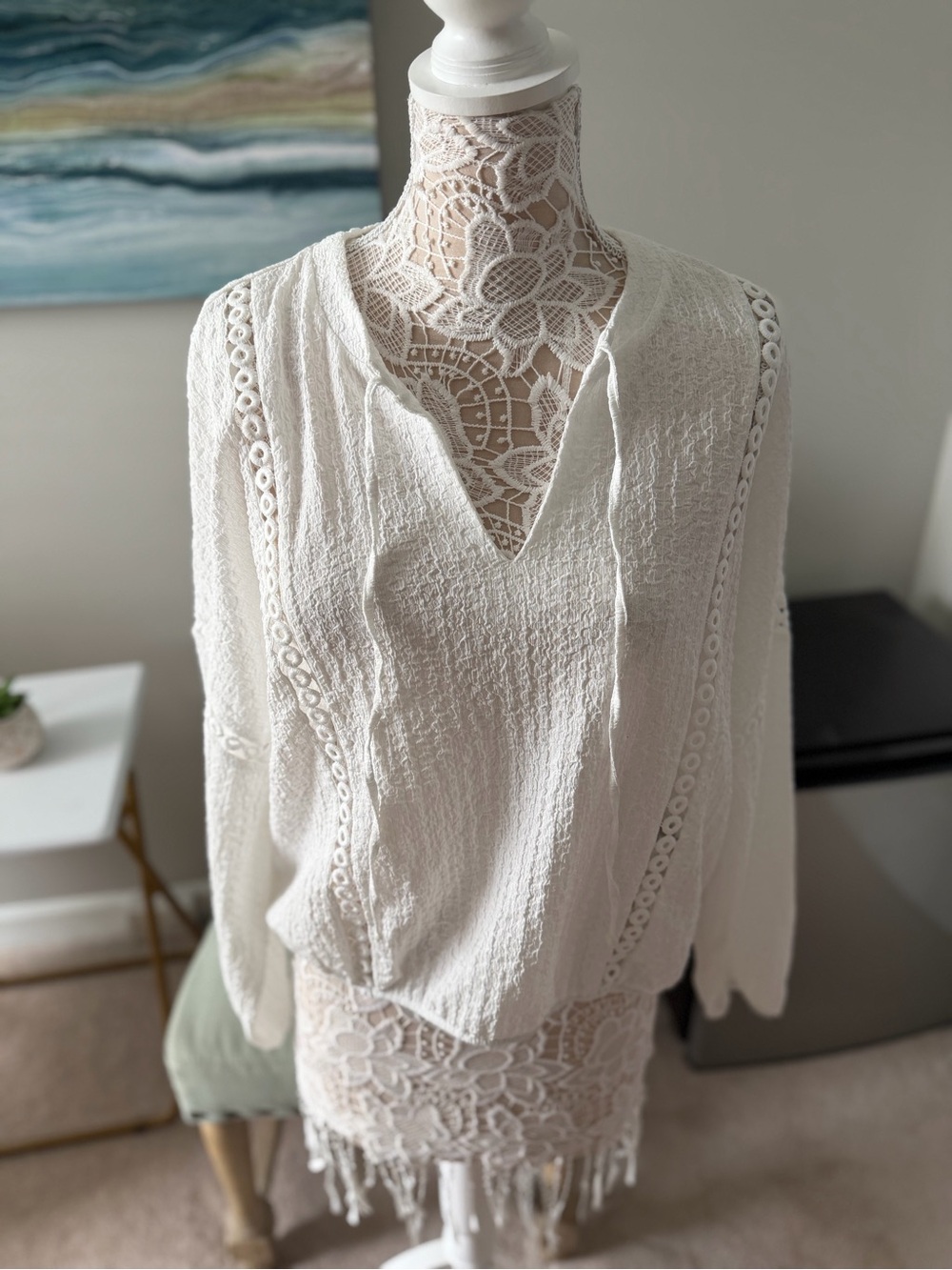 Dex Women's White Lace-Trim Peasant Top